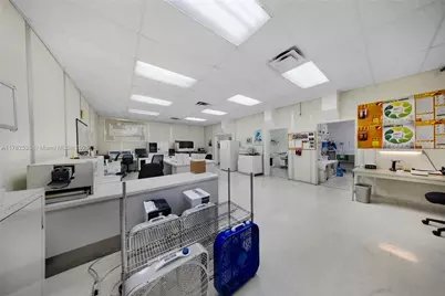 8127 NW 29th St #8127, Doral, FL 33122 - Photo 12