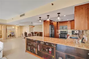 11113 Biscayne Blvd, Miami, FL 33181 - Photo 30