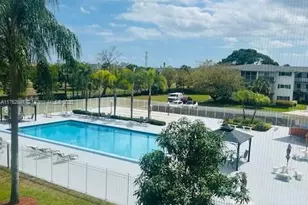 1101 Hillcrest Ct, Hollywood, FL 33021 - Photo 2