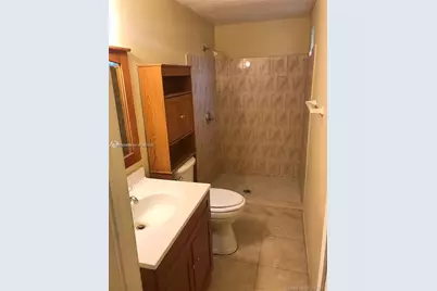 442 NW 100th St, Miami, FL 33150 - Photo 20