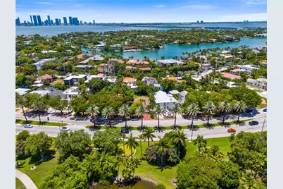 2054 Alton Rd, Miami Beach, FL 33140 - Photo 18