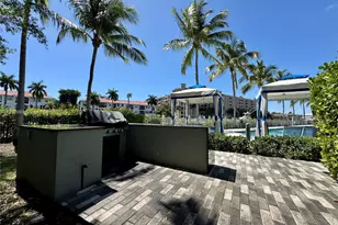 2950 NE 188th St, Aventura, FL 33180 - Photo 32