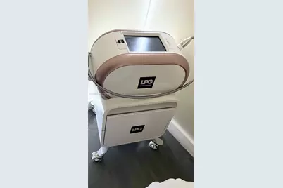 Spa in Brickell Ave For Lease, Miami, FL 33131 - Photo 6