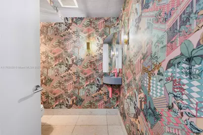 5801 Collins Ave #1200, Miami Beach, FL 33140 - Photo 38