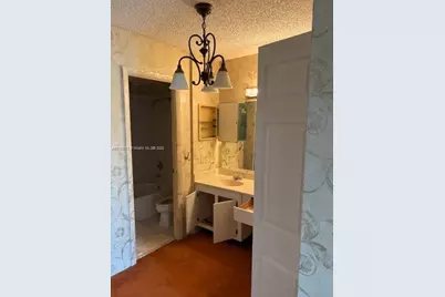 3701 N Country Club Dr #207, Aventura, FL 33180 - Photo 4