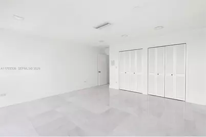6795 Brookline Dr, Hialeah, FL 33015 - Photo 36