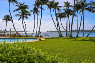 6 Riverview Rd, Jupiter Island, FL 33455 - Photo 2