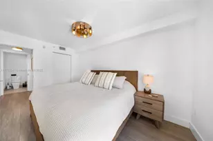 1025 92nd St, Bay Harbor Islands, FL 33154 - Photo 8