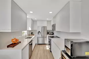 19136 Fisher Island Dr, Miami Beach, FL 33109 - Photo 16