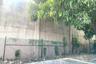 1541 SW 52nd Ave, Plantation, FL 33317 - Photo 22