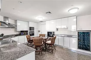 1643 Brickell Ave, Miami, FL 33129 - Photo 16