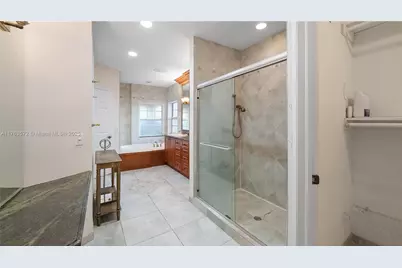 2136 NW 4th St, Fort Lauderdale, FL 33311 - Photo 28