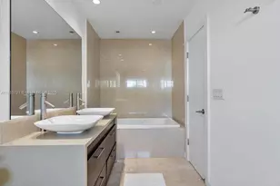 16473 NE 31st Ave, North Miami Beach, FL 33160 - Photo 18