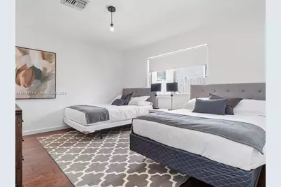 16473 NE 31st Ave, North Miami Beach, FL 33160 - Photo 10