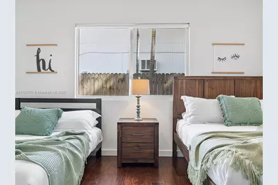 16473 NE 31st Ave, North Miami Beach, FL 33160 - Photo 22