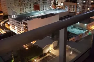 50 Biscayne Bl, Miami, FL 33132 - Photo 2