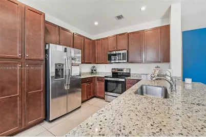 10850 SW 235th Ln, Homestead, FL 33032 - Photo 10