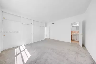 1880 S Treasure Dr #4M, North Bay Village, FL 33141 - Photo 22