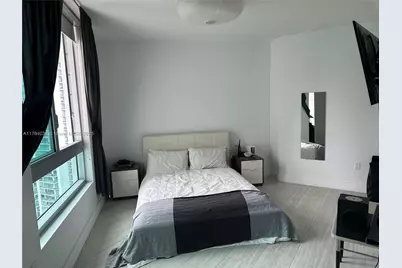 350 S Miami Ave #2712, Miami, FL 33130 - Photo 4