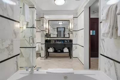 4391 Collins Ave #616, Miami Beach, FL 33140 - Photo 6