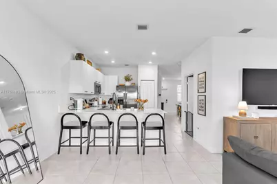 12586 NW 22nd Pl #12586, Miami, FL 33167 - Photo 16