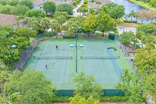 3229 Laurel Ridge Cir, Riviera Beach, FL 33404 - Photo 14