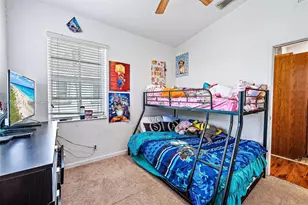 3229 Laurel Ridge Cir, Riviera Beach, FL 33404 - Photo 10