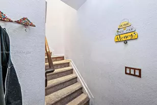 3229 Laurel Ridge Cir, Riviera Beach, FL 33404 - Photo 12