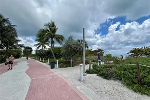 5445 Collins Ave, Miami Beach, FL 33140 - Photo 22