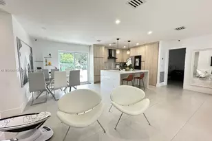 8320 Taft St, Pembroke Pines, FL 33024 - Photo 4