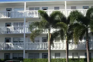 2069 Exeter, Boca Raton, FL 33434 - Photo 2