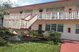 130 Camden, West Palm Beach, FL 33417 - Photo 1
