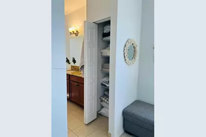 616 NE 193rd St, Miami, FL 33179 - Photo 22