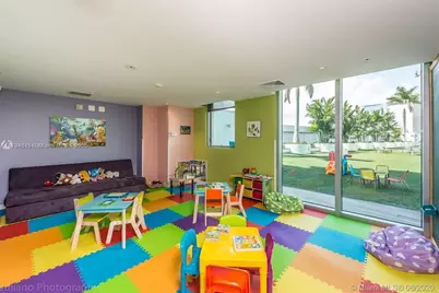 92 SW 3rd St #1410, Miami, FL 33130 - Photo 32