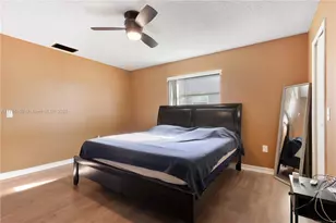 9550 NW 26th Pl, Sunrise, FL 33322 - Photo 20