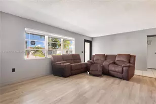 9550 NW 26th Pl, Sunrise, FL 33322 - Photo 4