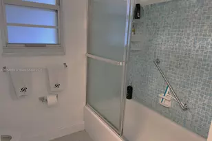 3836 Via Poinciana, Lake Worth, FL 33467 - Photo 20