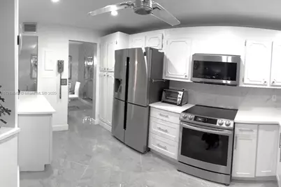 3836 Via Poinciana #604, Lake Worth, FL 33467 - Photo 14