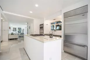 405 N Hibiscus Dr, Miami Beach, FL 33139 - Photo 4