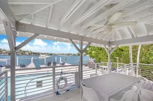 405 N Hibiscus Dr, Miami Beach, FL 33139 - Photo 14