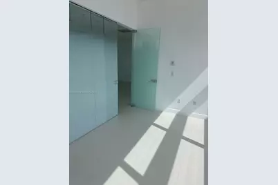 175 SW 7th St #1812, Miami, FL 33130 - Photo 10