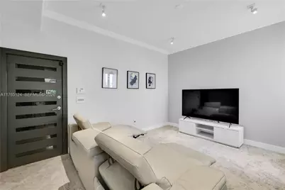 3015 NE 208th St, Aventura, FL 33180 - Photo 18