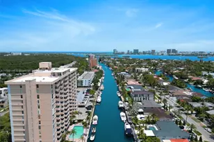 2350 NE 135th St, North Miami, FL 33181 - Photo 18