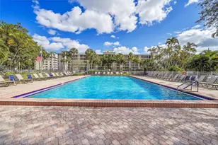 2681 S Course Dr, Pompano Beach, FL 33069 - Photo 32