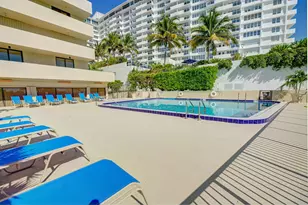 1623 Collins Ave, Miami Beach, FL 33139 - Photo 4