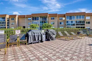 9821 Sunrise Lakes Blvd, Sunrise, FL 33322 - Photo 46