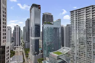 55 SE 6th St, Miami, FL 33131 - Photo 18