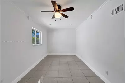 924 N 30th Rd, Hollywood, FL 33021 - Photo 12