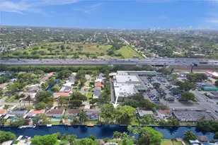 924 N 30th Rd, Hollywood, FL 33021 - Photo 56