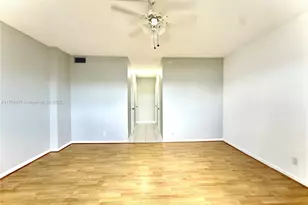 320 NE 12th Ave, Hallandale Beach, FL 33009 - Photo 16